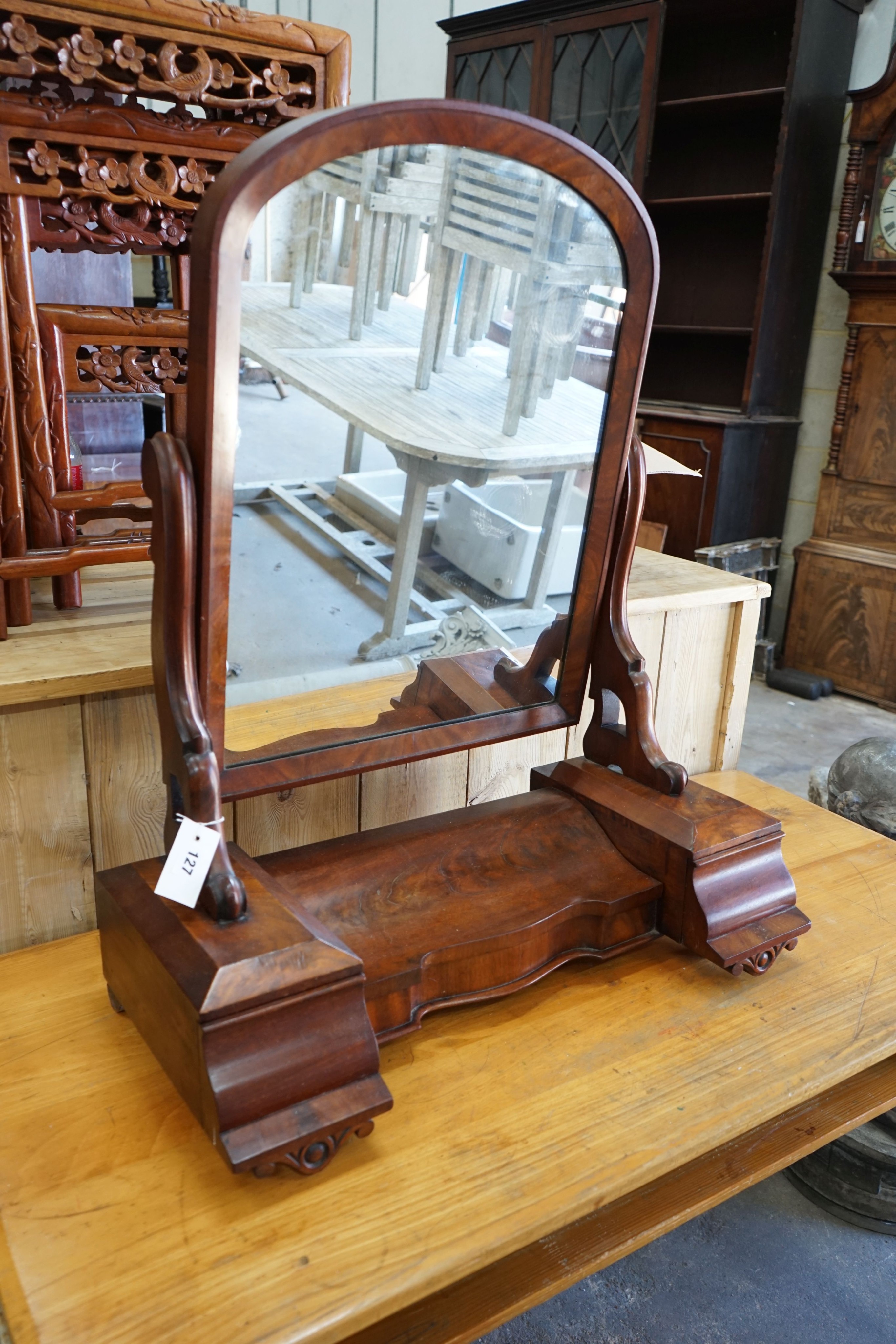 A Victorian mahogany toilet mirror, width 67cm, depth 33cm, height 84cm